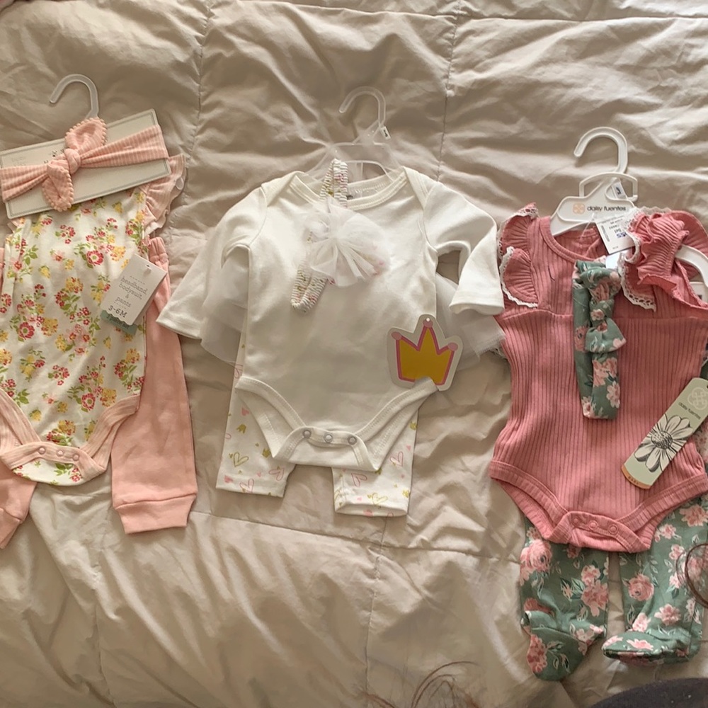 Baby clothes new!